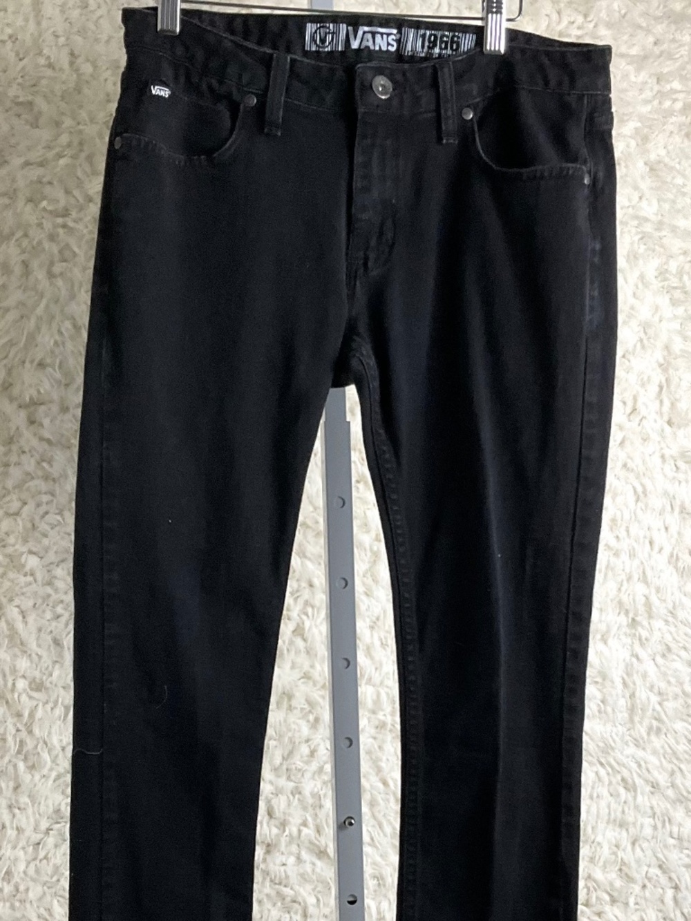 VAN'S MEN'S BLACK DENIM JEANS~SIZE 30X30! - Picture 2 of 7